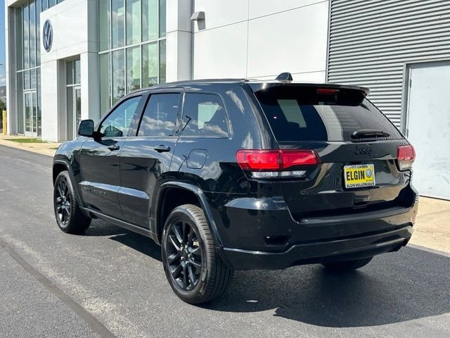 Used 2022 Black Jeep Laredo X image 6