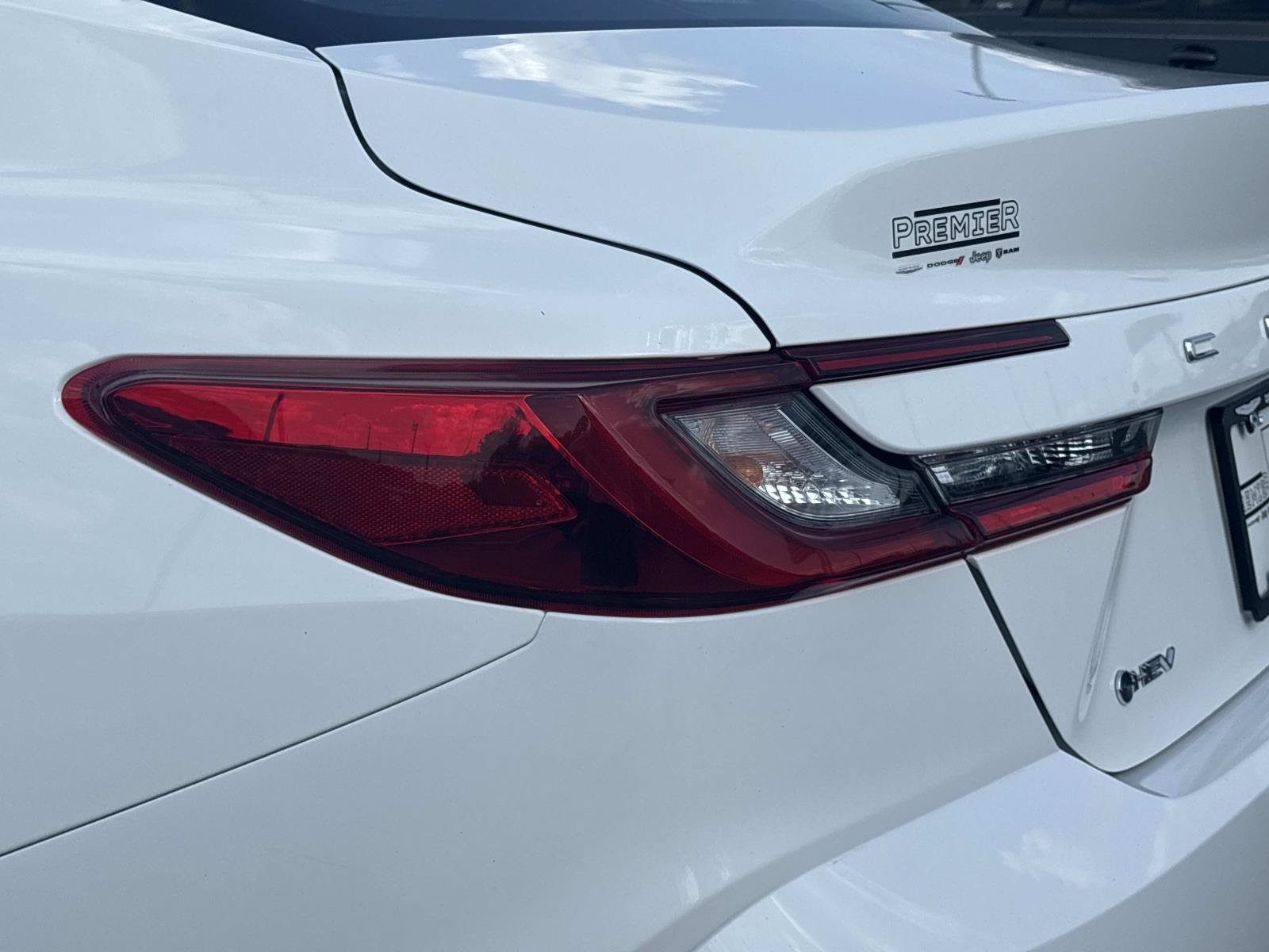 Used 2025 White Toyota LE image 12