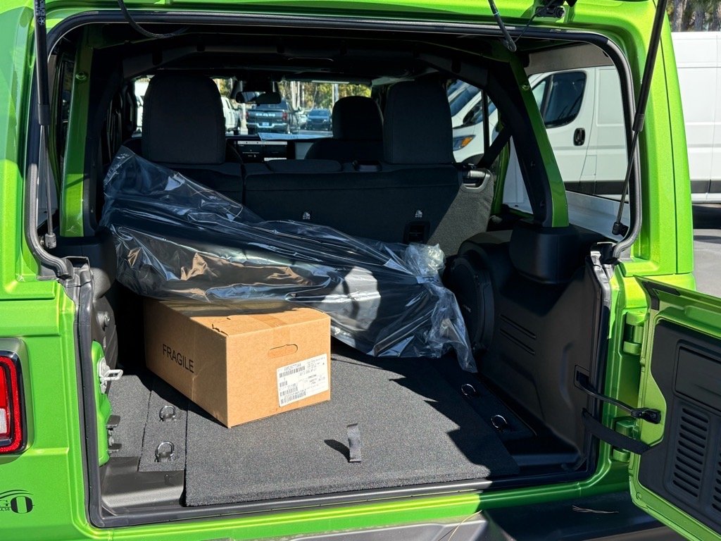 2026 Jeep Wrangler 4-Door Willys - Photo 6
