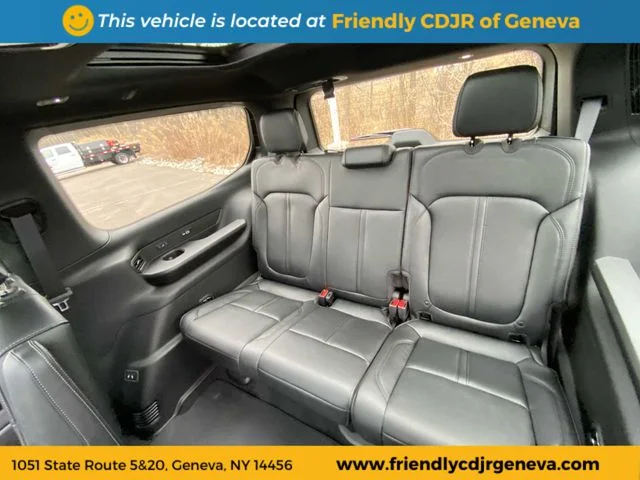 New 2026 High Gloss Black Exterior Paint Jeep Limited Reserve image 24