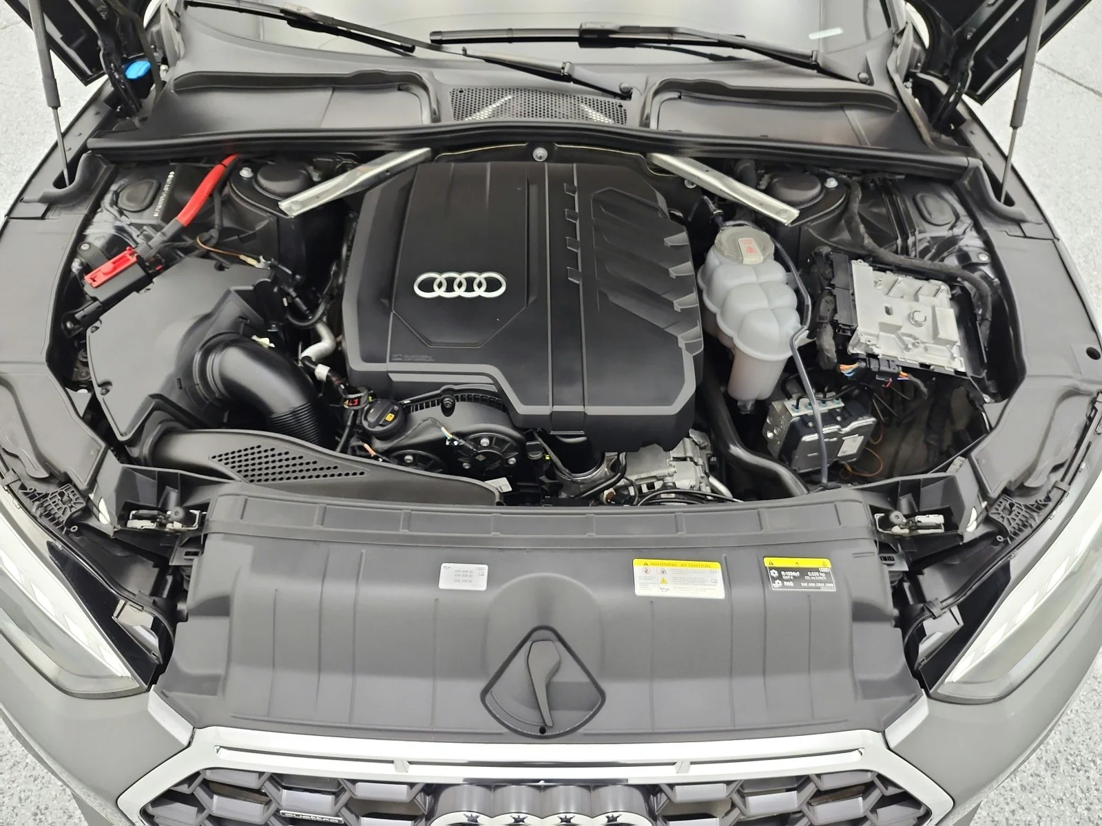Used 2024 Daytona Gray Pearl Effect Audi S line Premium Plus 45 TFSI quattro image 16