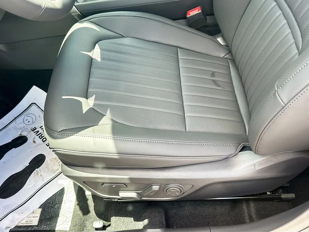 New 2027 Magma Red Matte Kia X-Line image 20