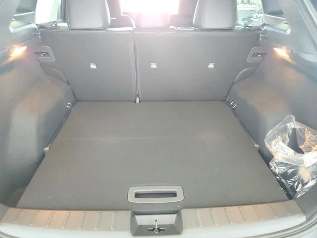 2026 Nissan KICKS SR - Photo 38