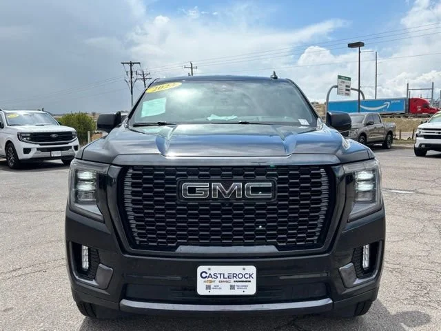 Used 2023 Onyx Black GMC Denali Ultimate image 9