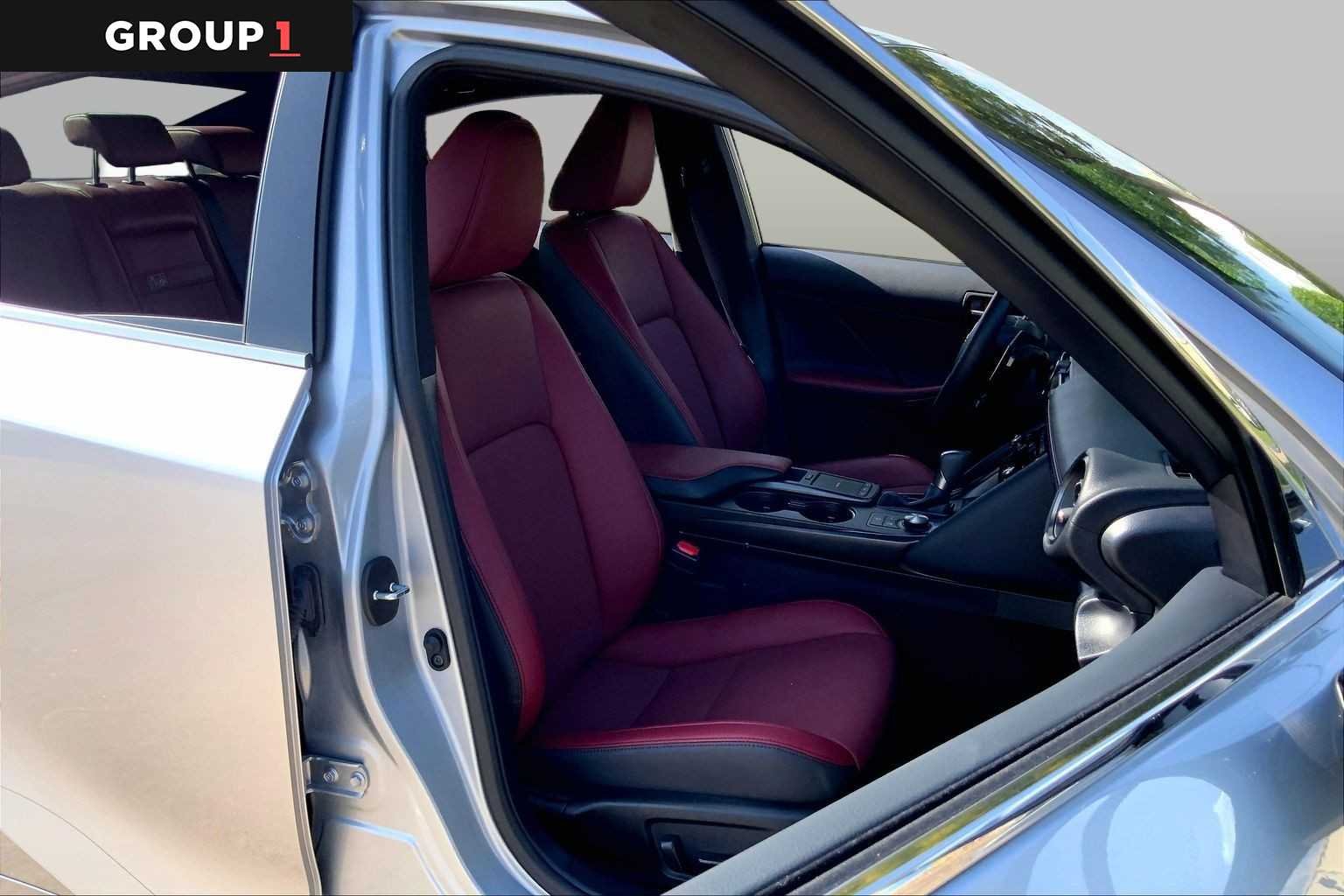 Certified Used 2025 IRIDIUM Lexus F SPORT Design image 9