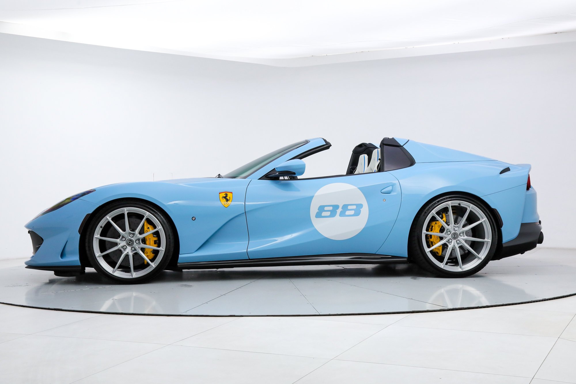 Used 2023 Blue Ferrari  image 2