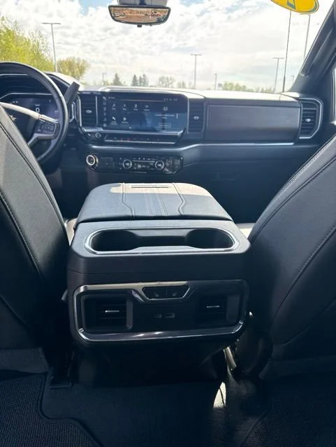 2024 Chevrolet Silverado 3500HD High Country - Photo 26