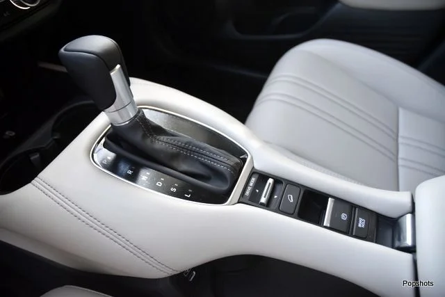 New 2027 Silver Metallic Honda EX-L AWD image 9