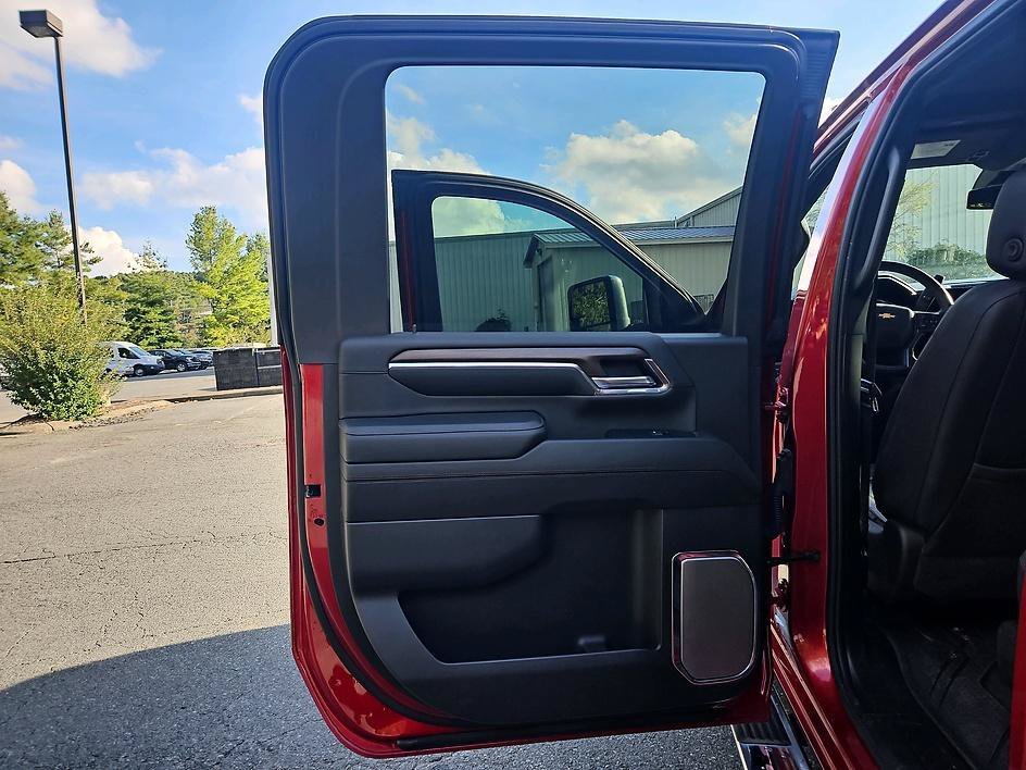 Used 2024 Radiant Red Chevrolet High Country image 19