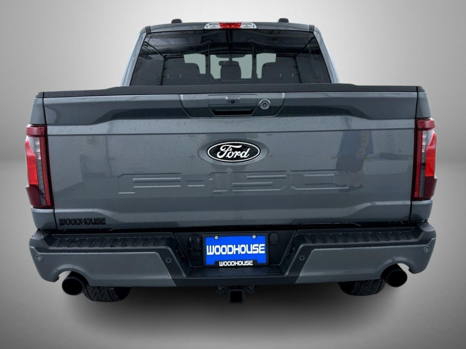 New 2026 Carbonized Gray Metallic Ford XLT image 6