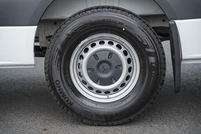 New 2026 Arctic White Mercedes-Benz Cargo 170 WB image 17