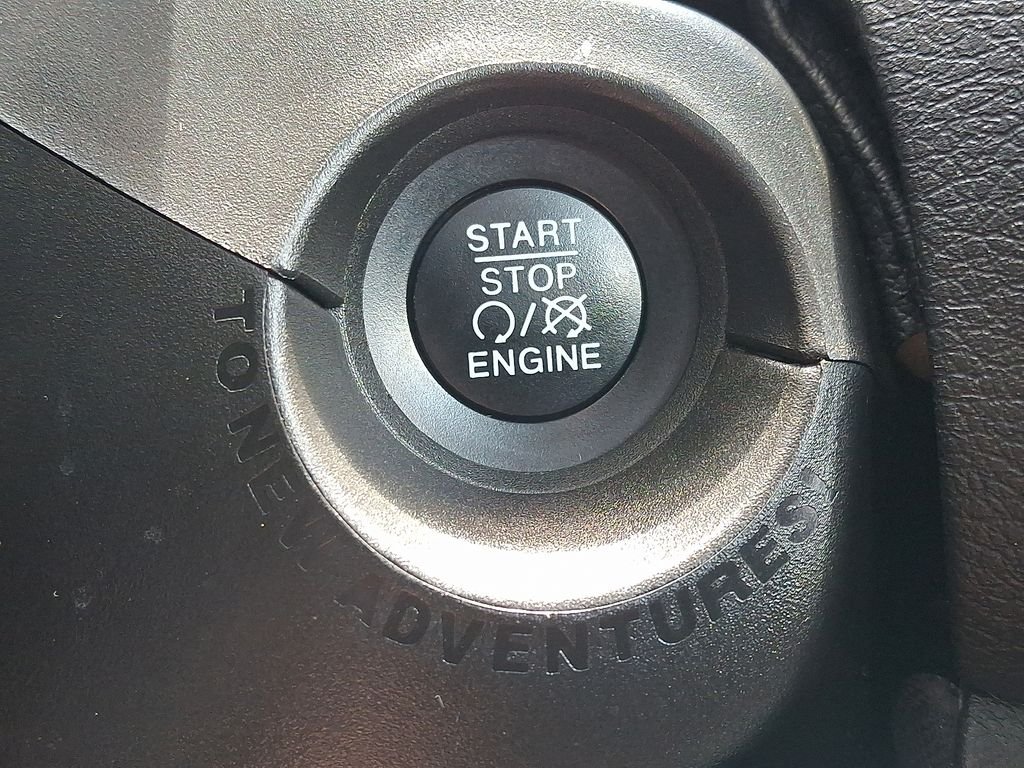 Used 2021 Black Jeep Limited image 24