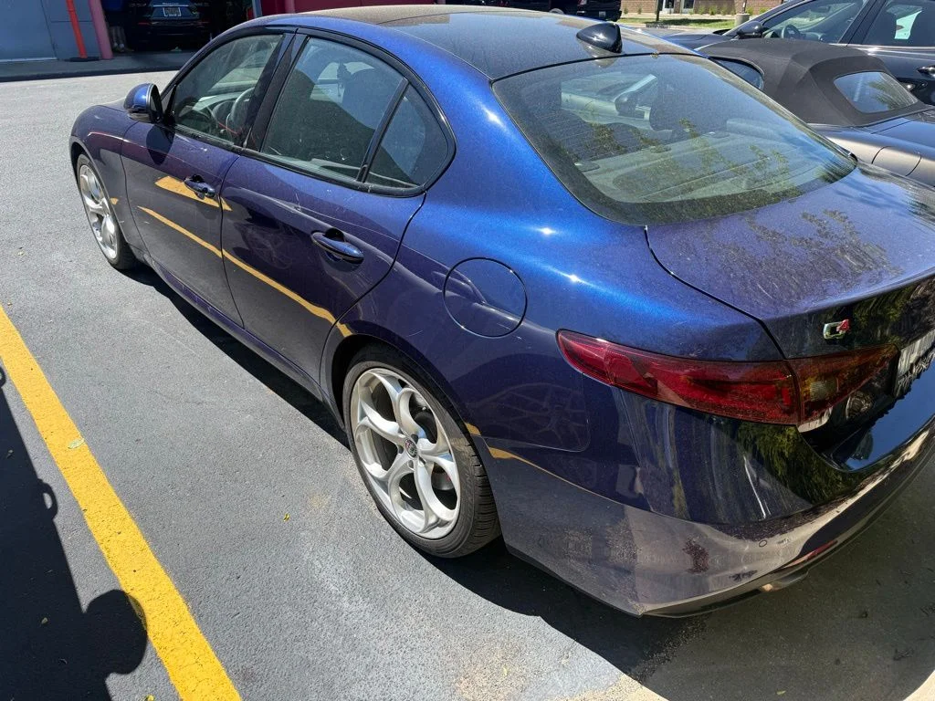 Used 2019 Blue Alfa Romeo Ti Sport image 10