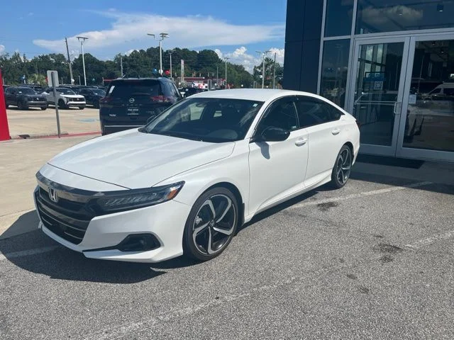 Used 2022 White Honda Sport image 3