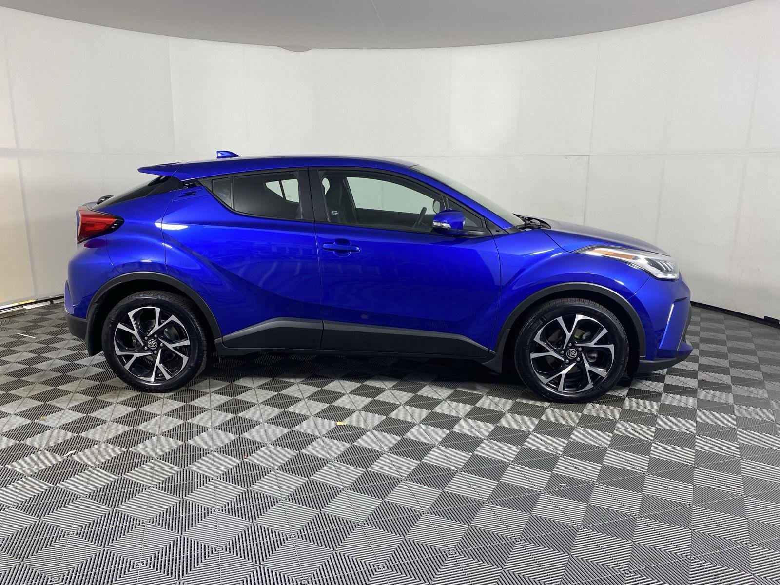 Used 2021 Blue Eclipse Metallic Toyota XLE image 9