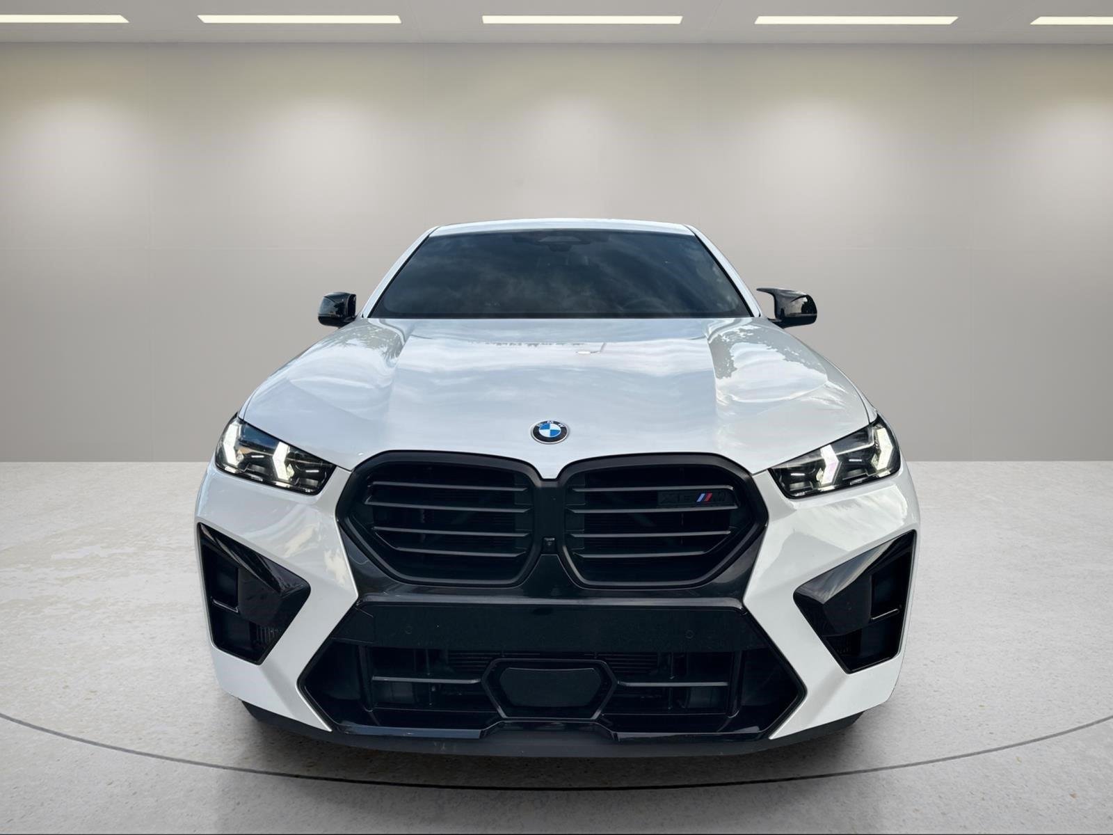 Used 2024 Mineral White Metallic BMW  image 10