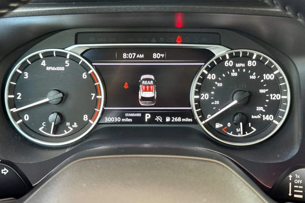 2025 Nissan Rogue SV - Photo 28