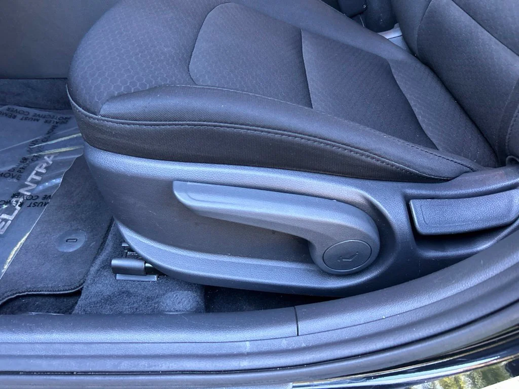 Used 2019 Black Hyundai Value Edition image 16