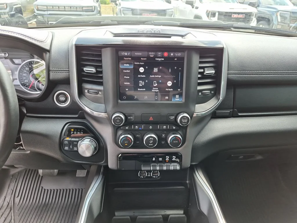 Used 2022 Black Ram Laramie image 27