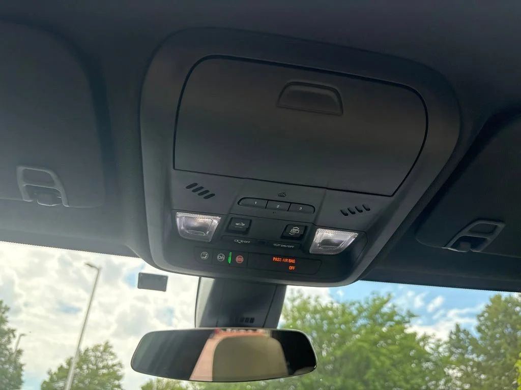 Used 2019 DARK GRANITE METALLIC Cadillac Premium Luxury AWD image 17