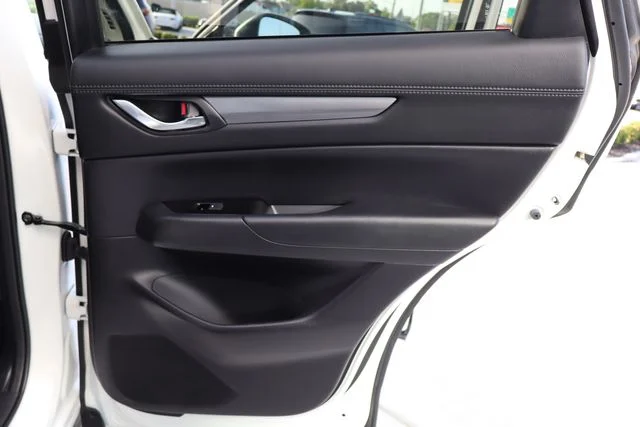 Used 2023 White Metallic Mazda 2.5 S Select Package image 27