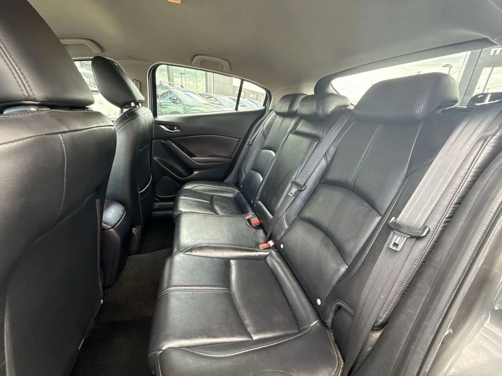 Used 2018 Gray Mazda Touring image 23