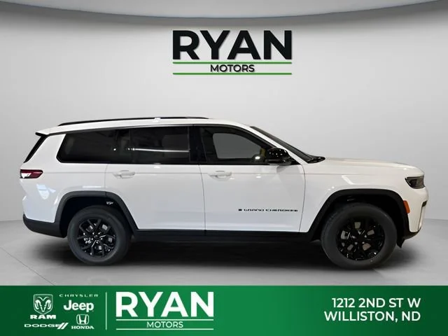 New 2026 White/off-white Jeep Laredo image 2