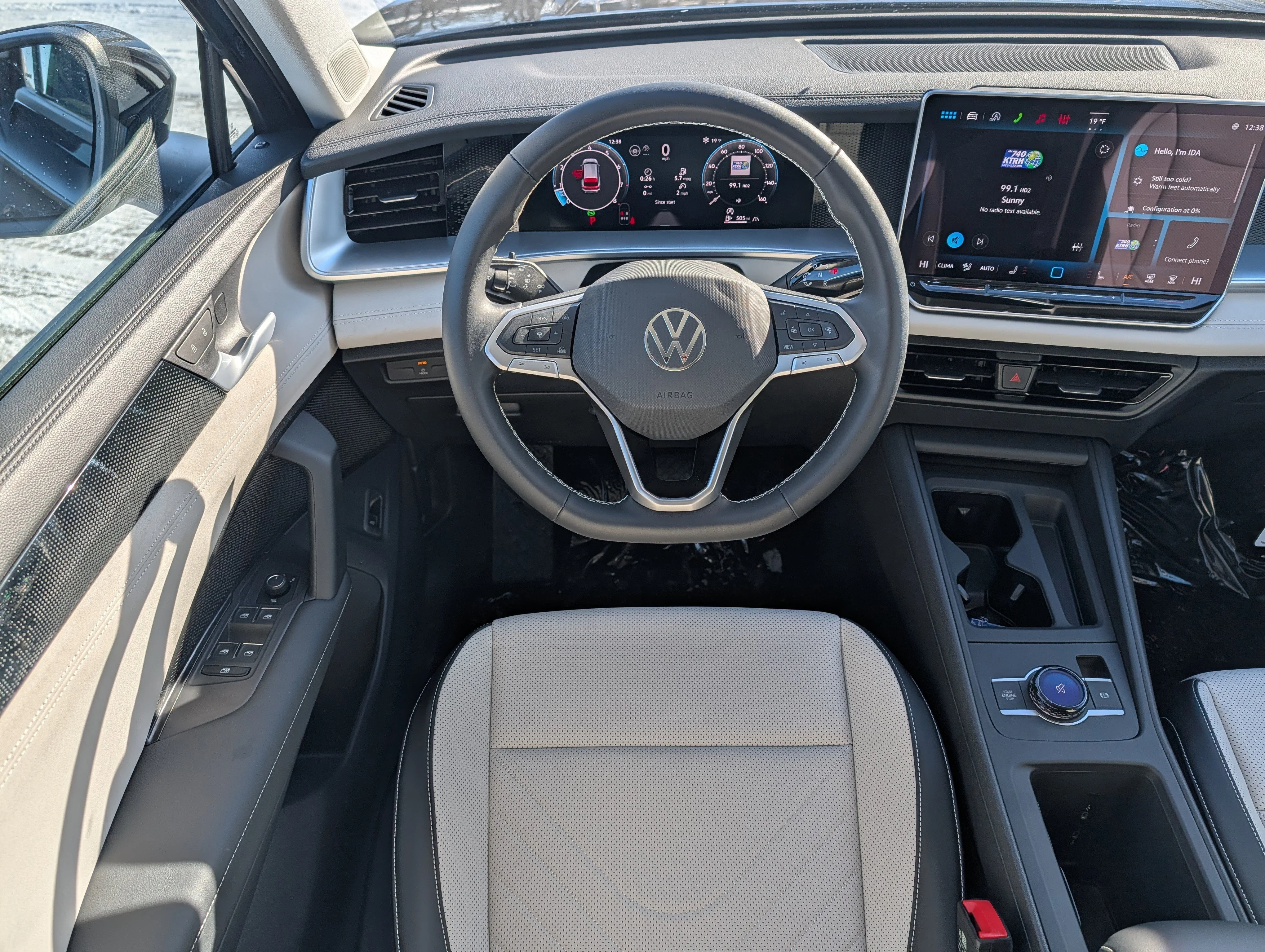 2026 Volkswagen Tiguan SE - Photo 7