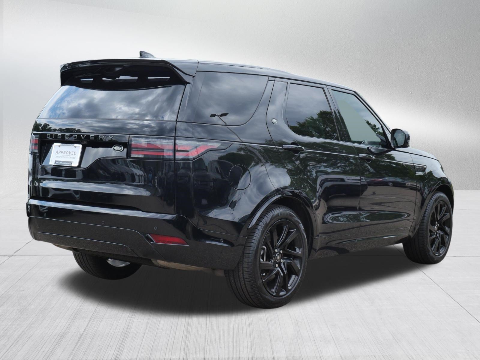 Certified Used 2023 Santorini Black Metallic Land Rover S R-Dynamic image 5