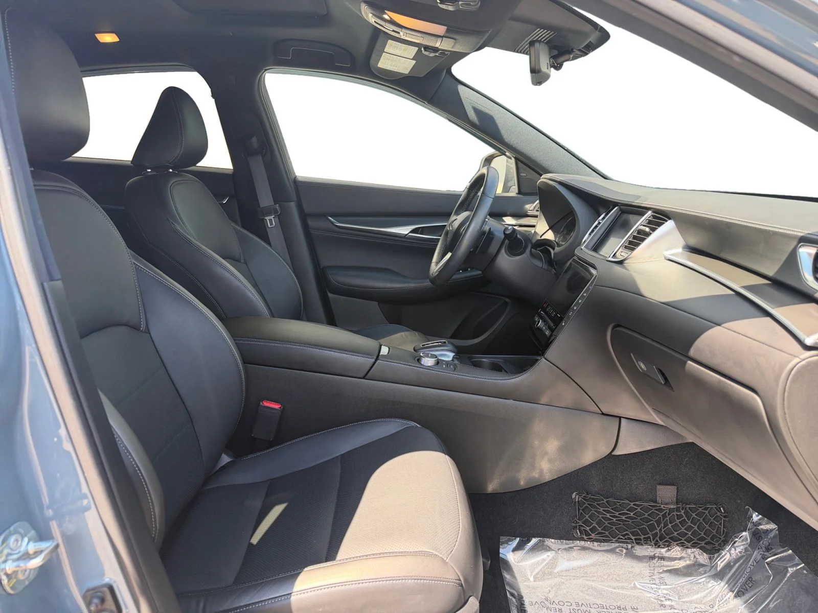Used 2025 Slate Gray INFINITI LUXE image 30