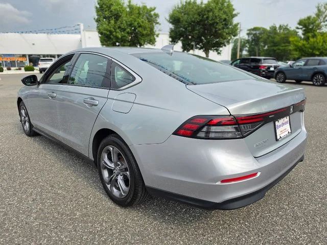 Used 2024 Solar Silver Metallic Honda 1.5T EX image 3