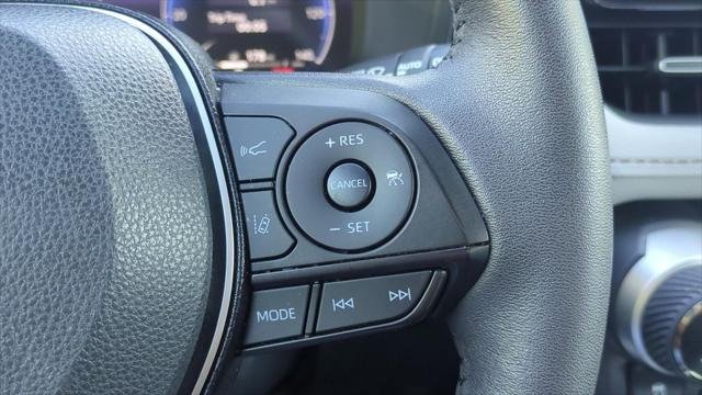 Certified Used 2024 MAGNETIC GRAY MET. Toyota  image 22