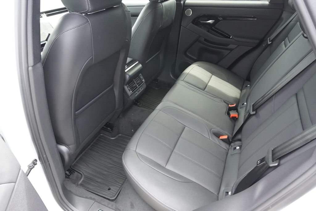 New 2026 Fuji White Land Rover Hoxton Edition image 29