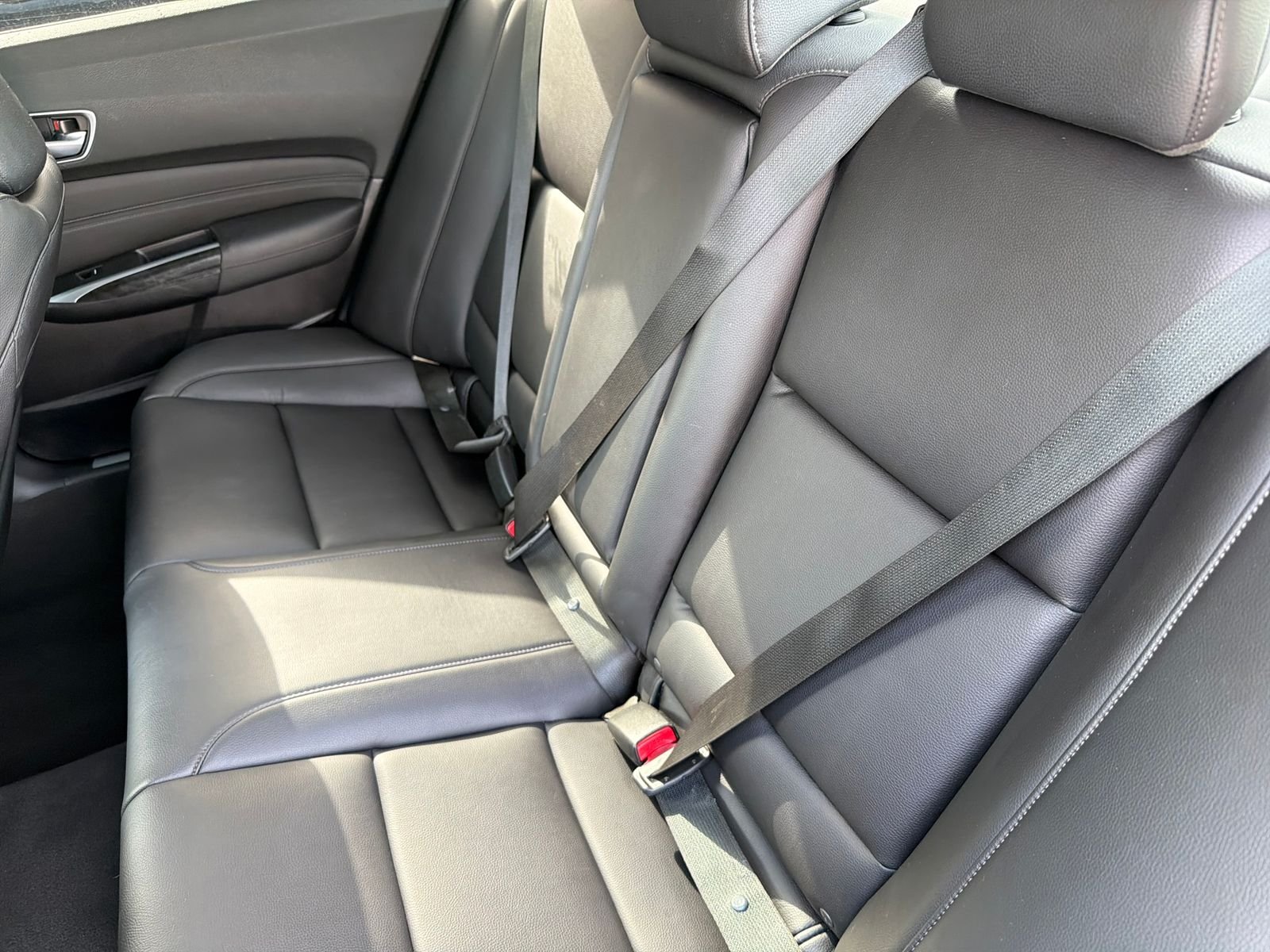 Used 2020 Majestic Black Pearl Acura 2.4L image 33