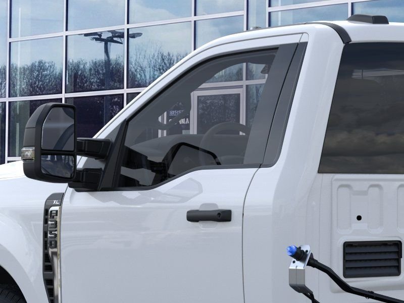 2025 Ford F-350 Super Duty Chassis Cab XL - Photo 20