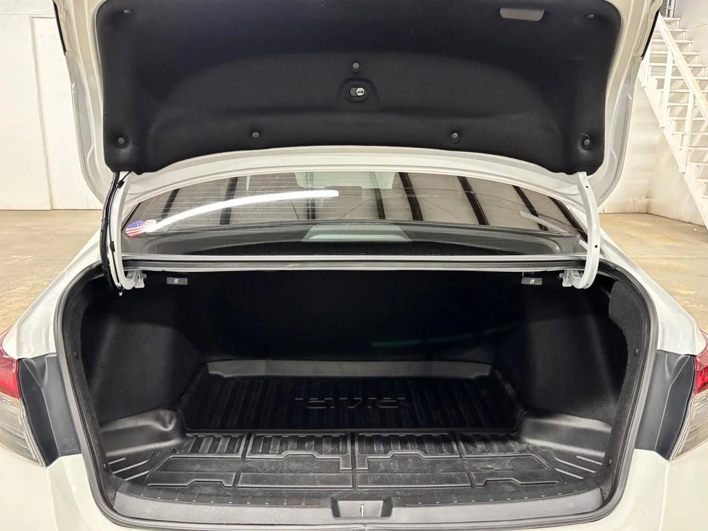 Used 2025 White Honda Sport image 23