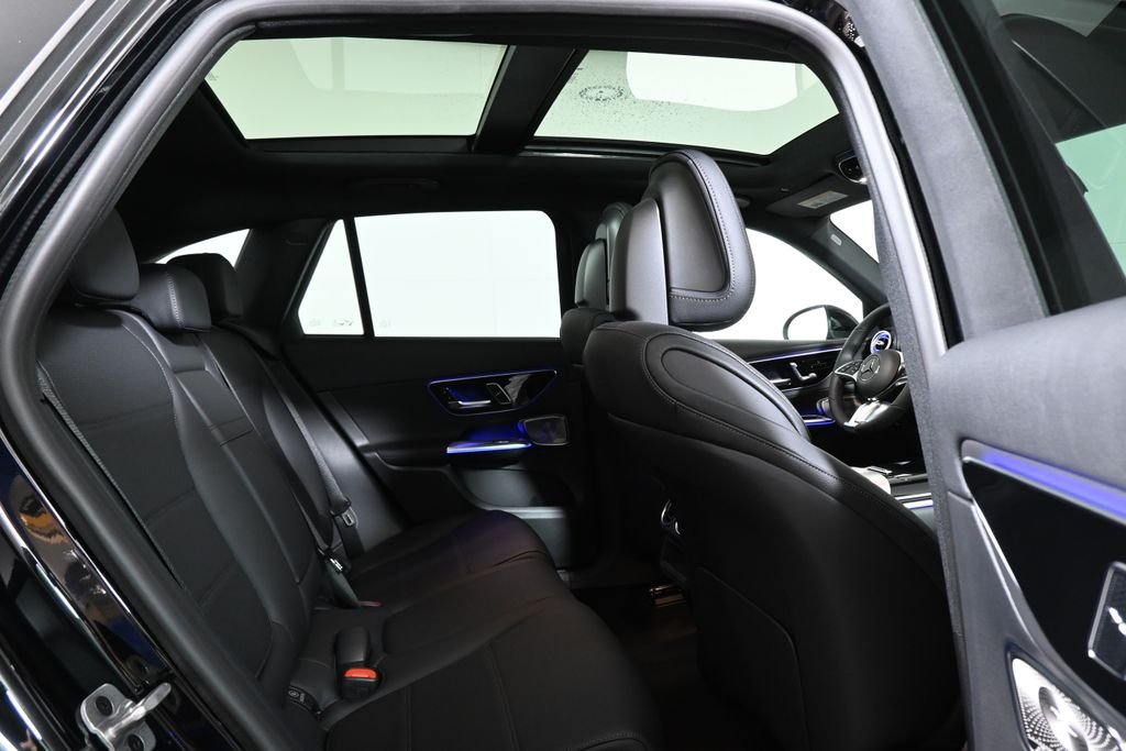 Used 2026 Black Mercedes-Benz GLC 300 image 19