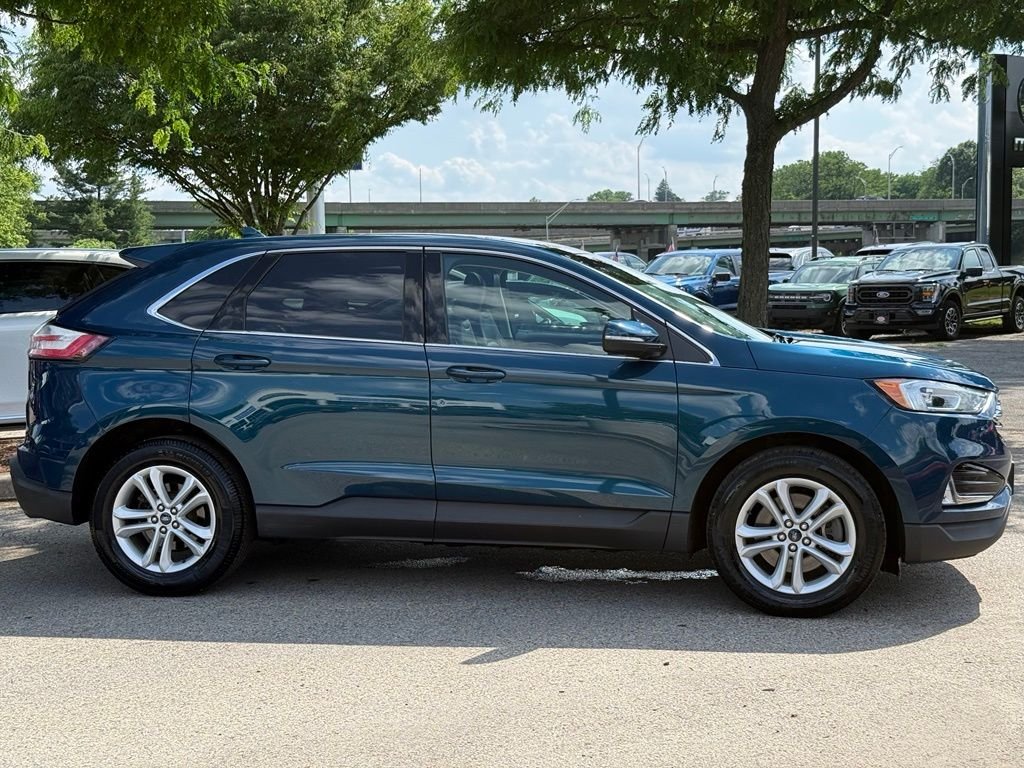 Used 2020 Green Ford SEL image 5