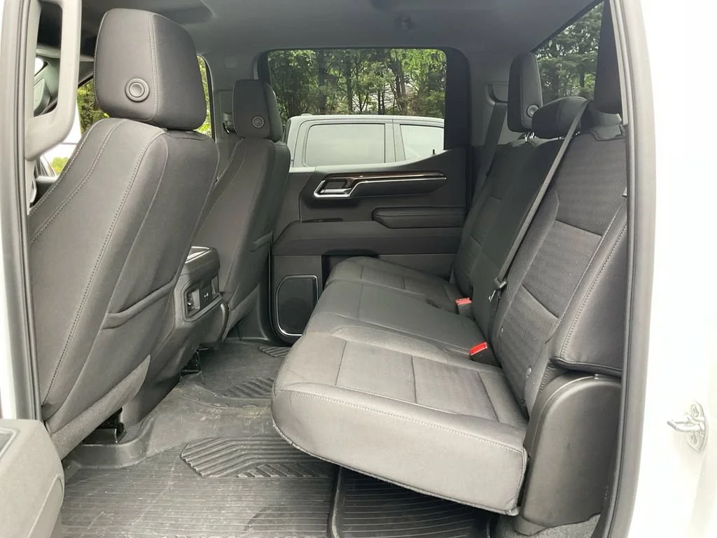 Used 2025 Summit White Chevrolet LT Trail Boss image 29