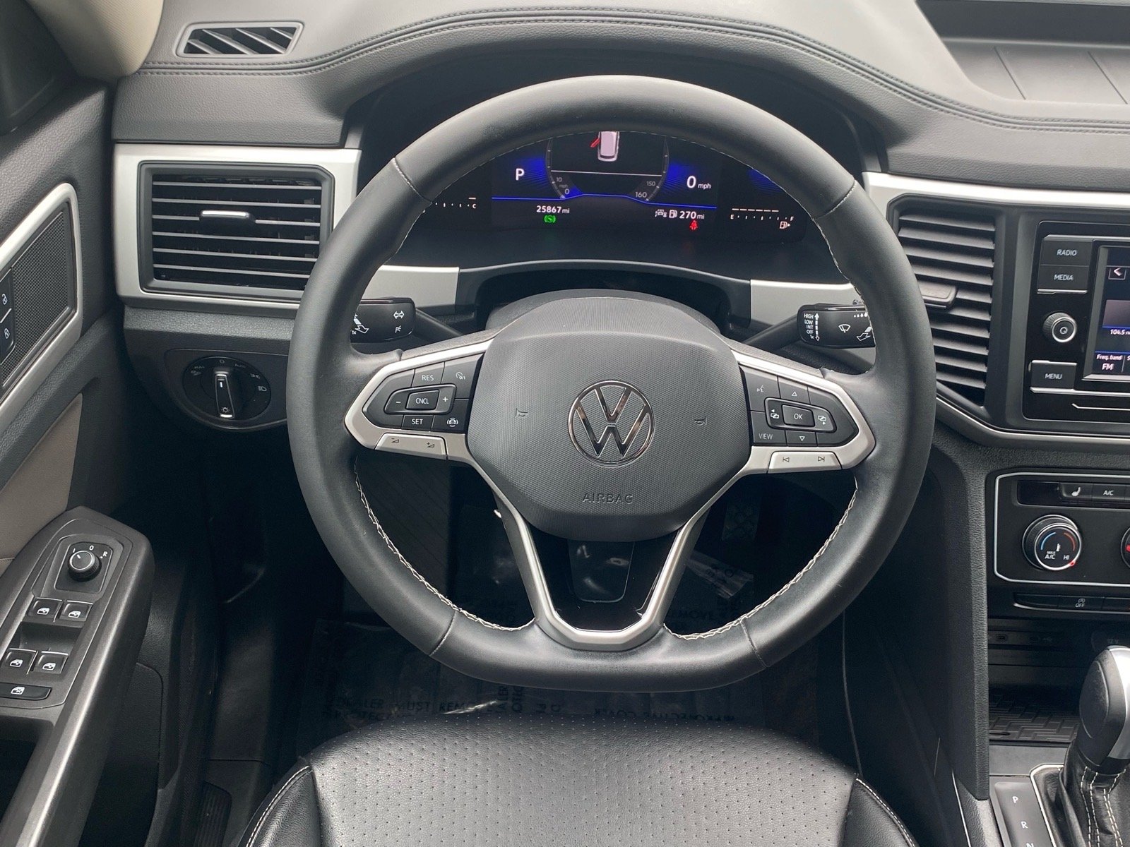 Certified Used 2022 White Volkswagen 2.0T SE image 4