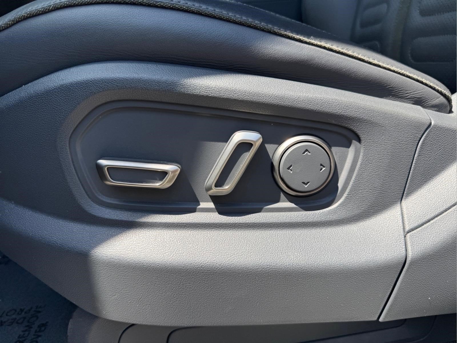Used 2022 El Cap Granite Rivian Launch Edition image 19