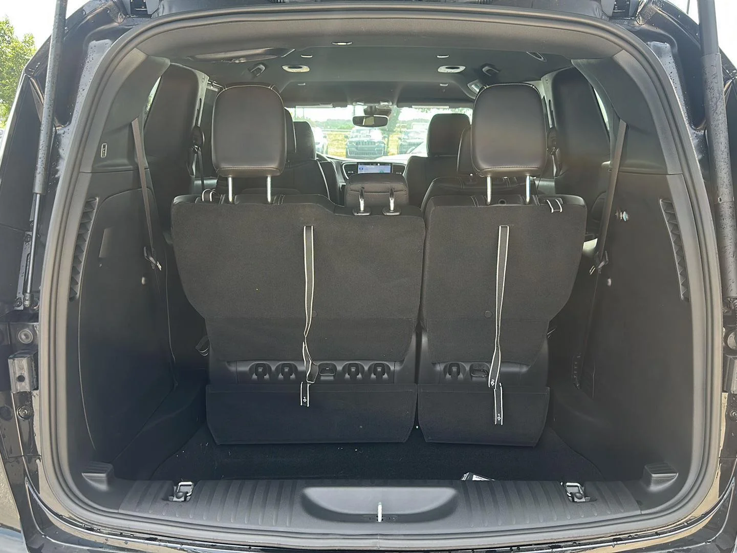2026 Chrysler Pacifica Select - Photo 31
