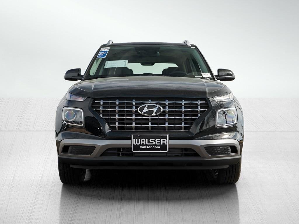 New 2026 Onyx Black Hyundai SEL FWD image 27