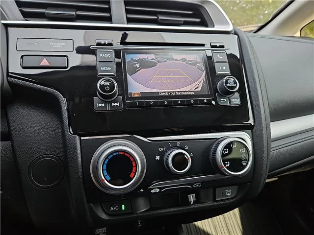 Used 2019 Platinum White Pearl Honda LX image 18