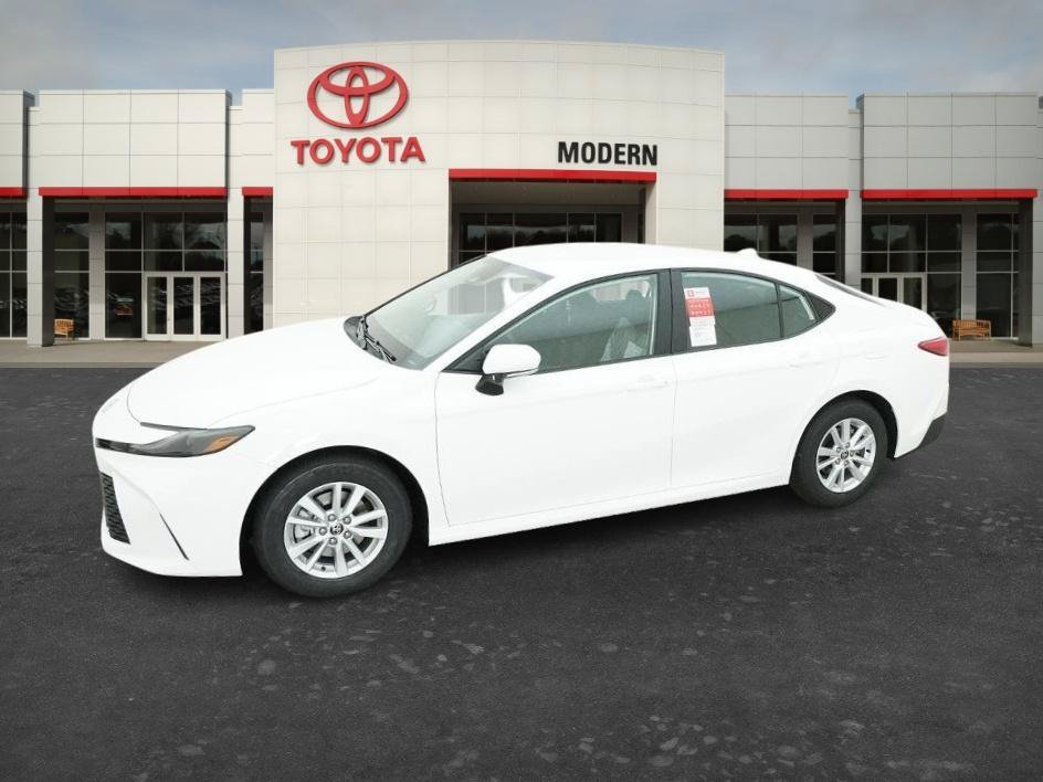 New 2026 Ice Cap Toyota LE image 5