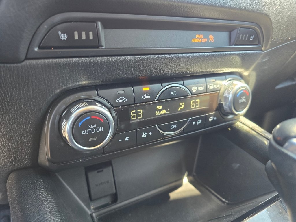 Used 2018 Snowflake White Pearl Mica Mazda Touring image 21
