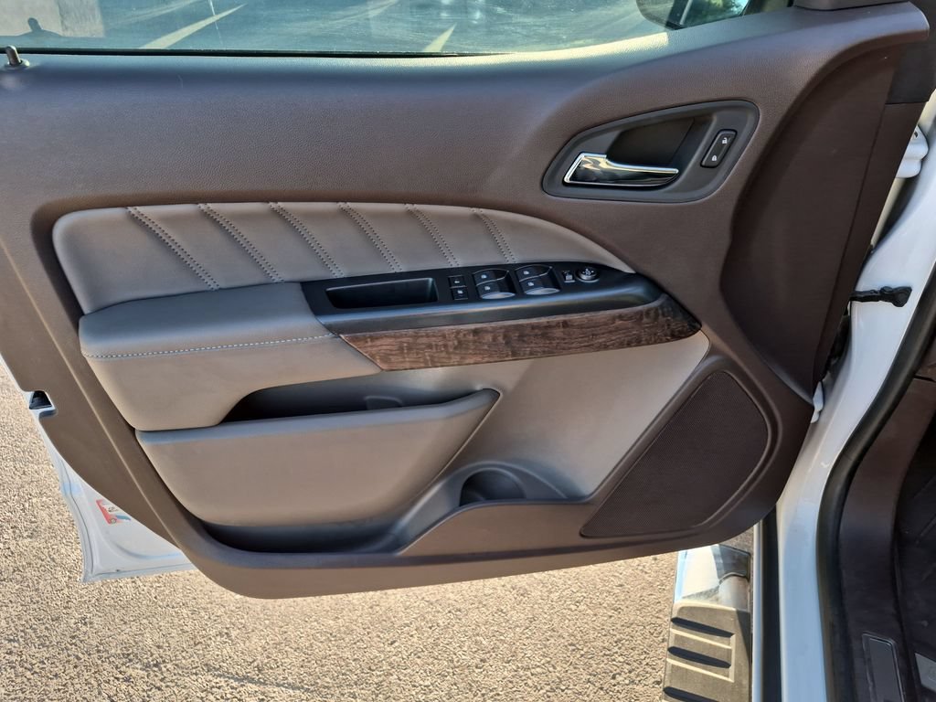 Used 2022 Summit White GMC Denali image 20