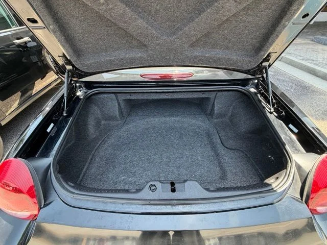 Used 2003 Black Ford Base image 19