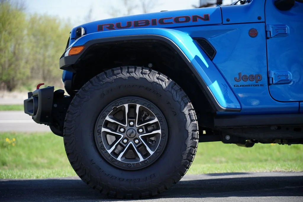 Used 2024 Blue Jeep Rubicon image 11