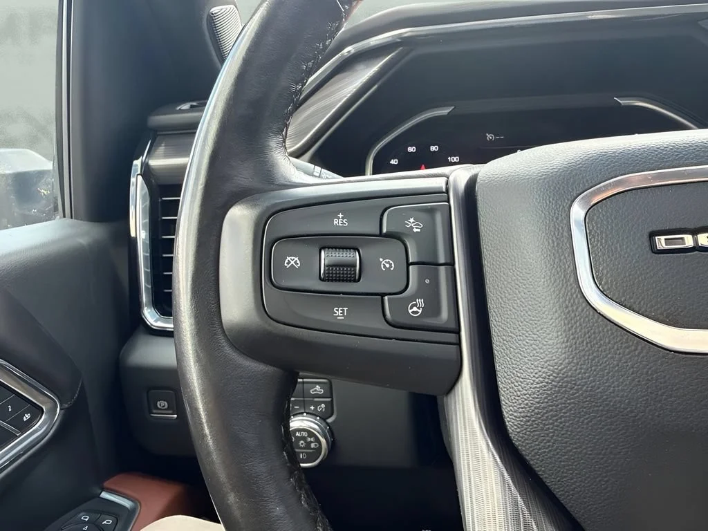 Used 2024 Onyx Black GMC Denali Ultimate image 18